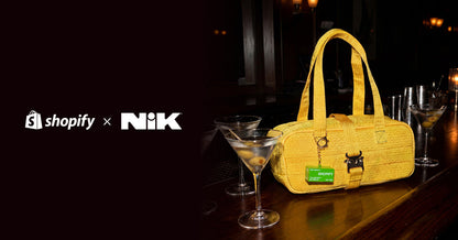 Shopify × Nik Bentel Studio | Container Bag Charm de Shopify Supply